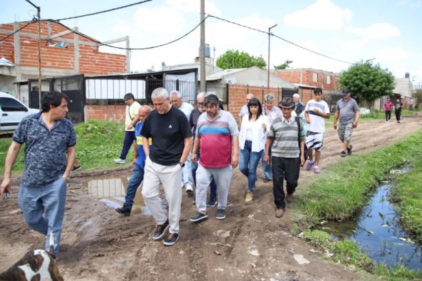 Ferraresi recorrió el Barrio La Matera de Quilmes